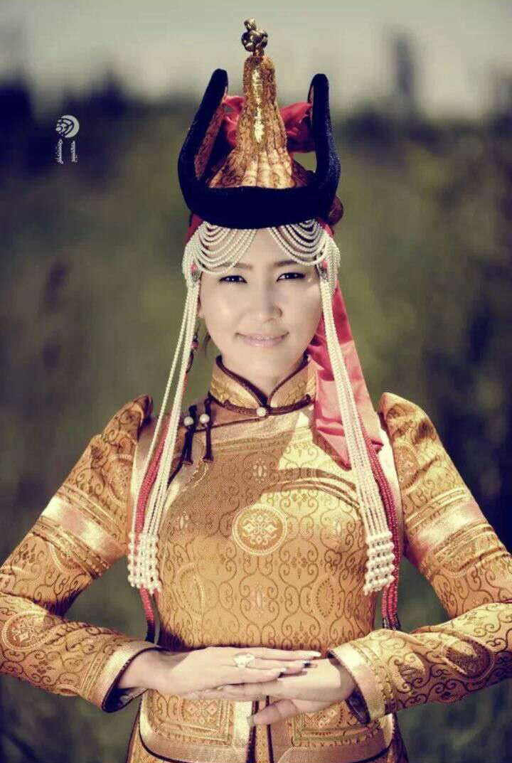 蒙古服装